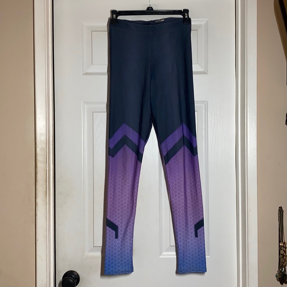 Unofficial Overwatch Sombra leggings